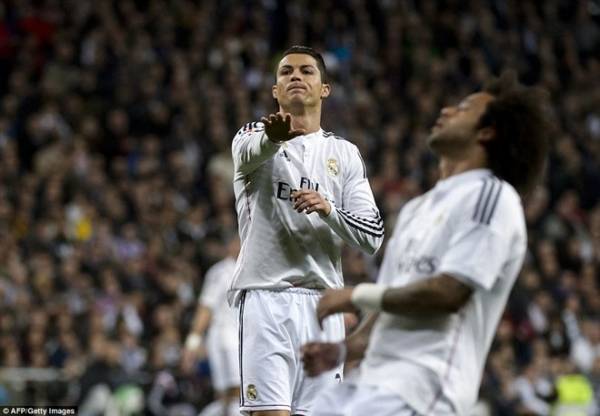 Ronaldo ghi bàn, Real vẫn bị Villarreal cầm hòa tại Bernabeu 7