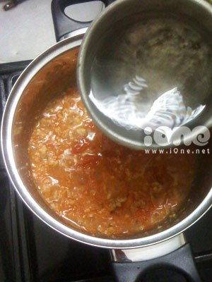 Cách nấu canh nấm kim châm chua cay ngon cơm ngày lạnh 10