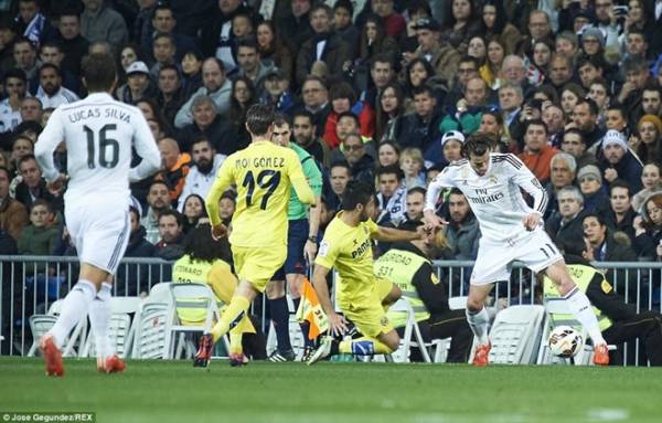 Ronaldo ghi bàn, Real vẫn bị Villarreal cầm hòa tại Bernabeu 10