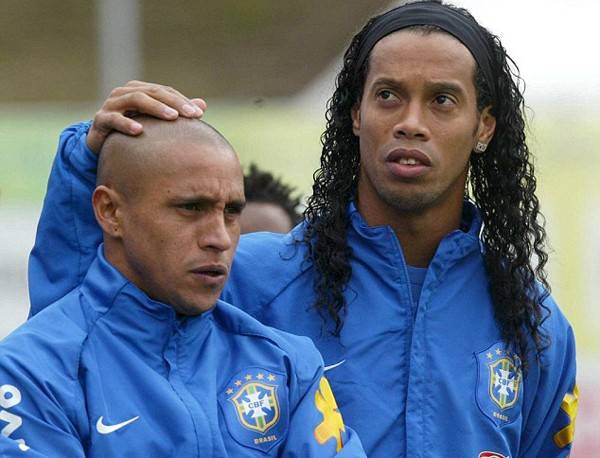 Đội hình Champions League trong mơ của Ronaldinho 5