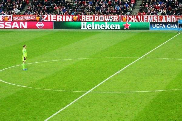 Bayern 7-0 Shakhtar: Hùm Xám thị uy sức mạnh 4