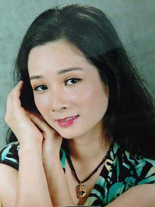 Thanh Thanh Hiền "đẹp lẳng" từ năm 19 tuổi 21