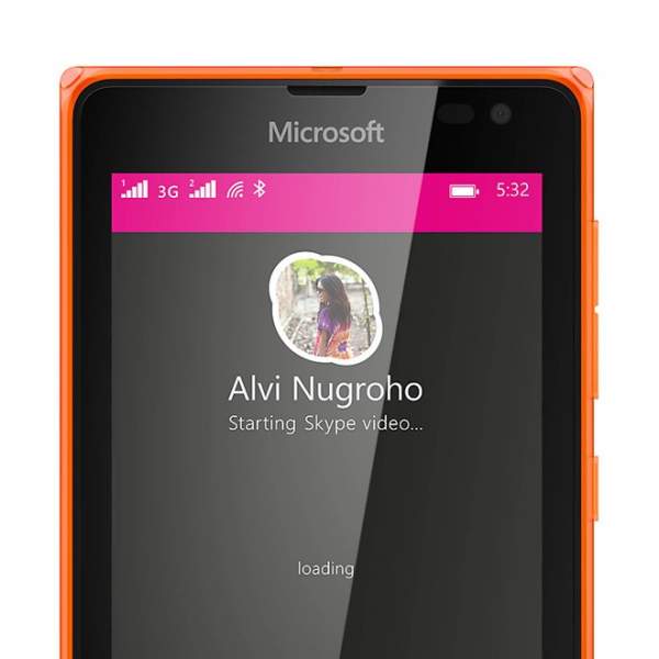Lumia 532 - smartphone tầm trung ấn tượng 2
