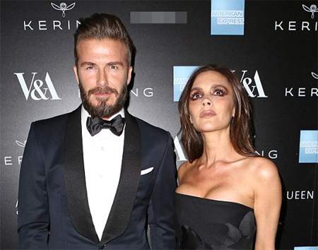 Victoria Beckham “kém tươi” bên chồng điển trai 7