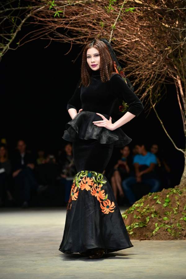 Hoa hậu Thùy Dung ma mị trên sàn diễn thời trang 5