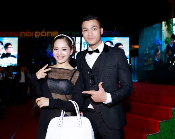 Lan Phương diện váy mỏng tang đi xem phim của Vũ Tuấn Việt 3