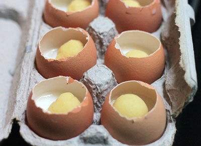 Cách làm thạch rau câu hình trứng gà cực ngon cho bé 8