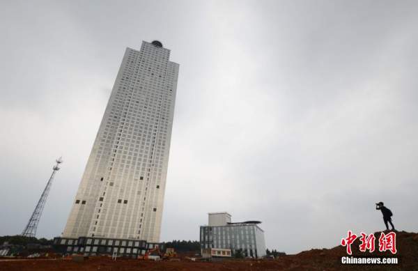 TQ: Xây tòa nhà 57 tầng chống động đất trong 19 ngày 7