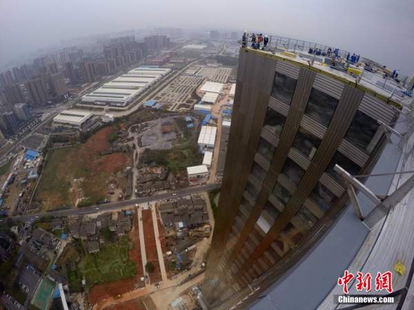 TQ: Xây tòa nhà 57 tầng chống động đất trong 19 ngày 6
