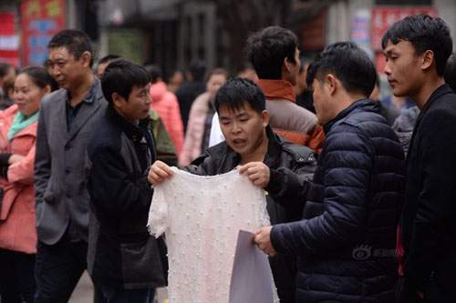 Trung Quốc: Sau Tết, nhiều công ty ra đường tuyển dụng 6