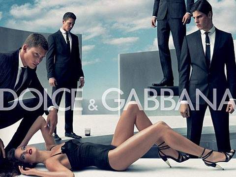 Dolce & Gabbana bị lên án vì chụp hìnhh xúc phạm phụ nữ 3