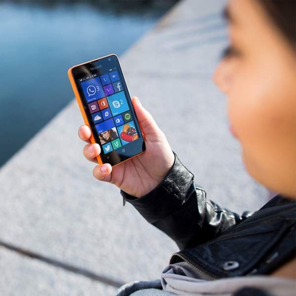 Microsoft ra mắt Lumia 430 giá 70 USD 2