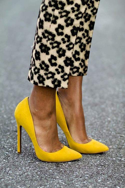 Những kiểu giày dép nữ cần có khi thời tiết ẩm ương 6