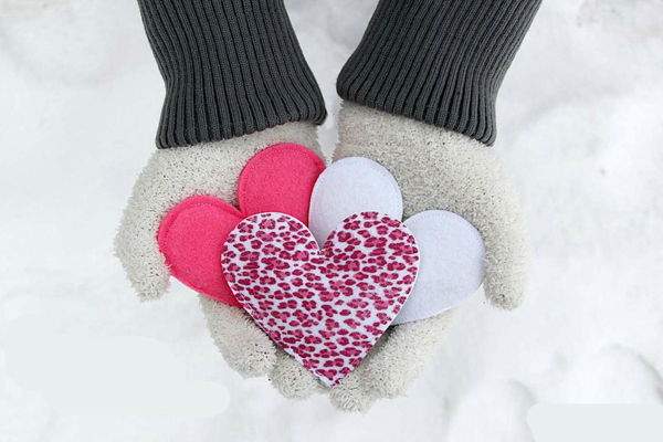 Cách làm trái tim nhỏ xinh ủ ấm bàn tay cho Valentine 7