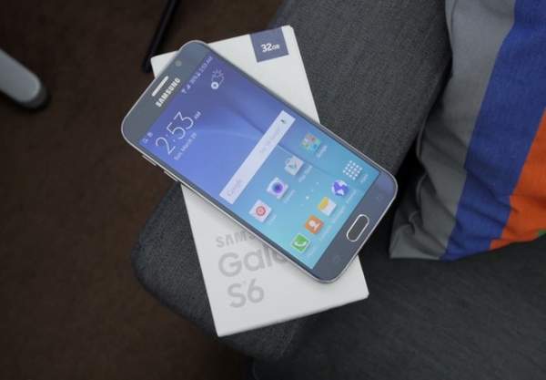 Hình ảnh đập hộp Samsung Galaxy S6 đầu tiên tại Mỹ 12