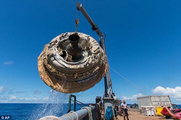 NASA thử nghiệm "đĩa bay" chắn nhiệt cho cuộc đổ bộ Sao Hỏa 2