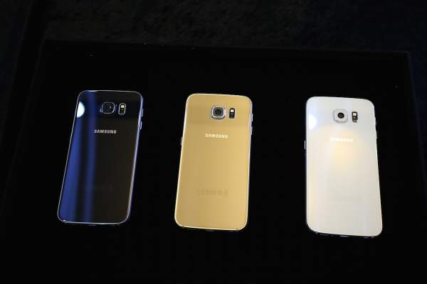 Samsung lần đầu tiên nói về ý tưởng thiết kế Galaxy S6 2