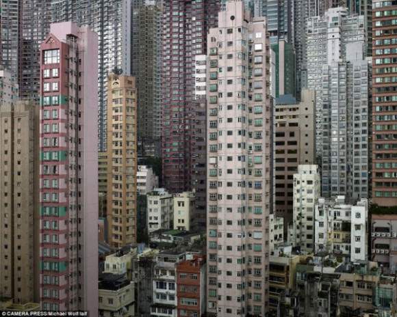 Cuộc sống chui rúc ở chung cư giá rẻ tại Hồng Kông 3