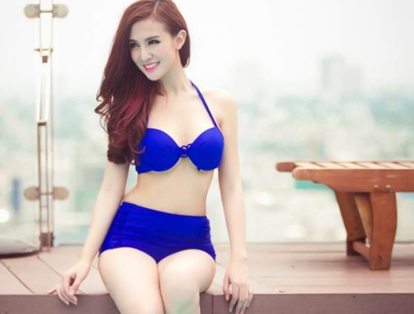 Hot girl Việt diện bikini khoe thân hình nóng bỏng 2