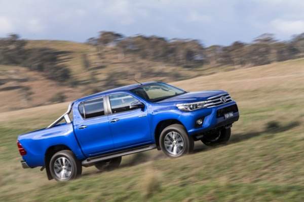 Toyota Hilux thế hệ thứ 8 chính thức trình làng 4