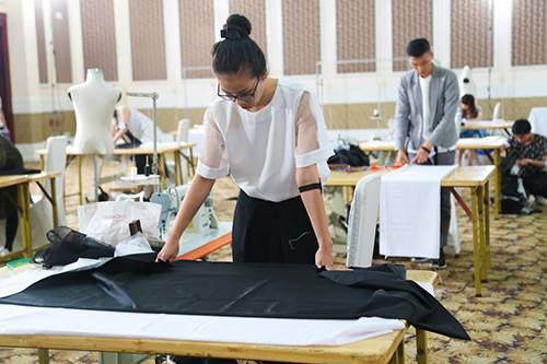 Project Runway 2015: Thí sinh đấu trí căng thẳng 33