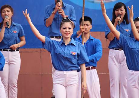 Tuổi trẻ Thái Nguyên nhảy flashmob ra quân mùa hè tình nguyện 2015 8