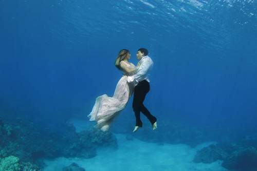 Ngẩn ngơ ngắm bộ ảnh cưới đẹp "Dắt nhau xuống biển" 9