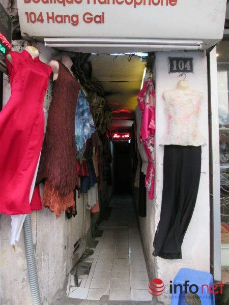 "Sửng sốt" với những cửa hàng siêu nhỏ, siêu đắt ở Hà Nội 9