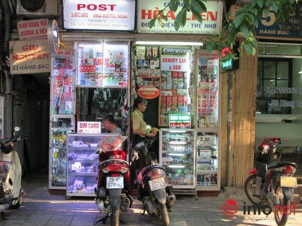 "Sửng sốt" với những cửa hàng siêu nhỏ, siêu đắt ở Hà Nội 24