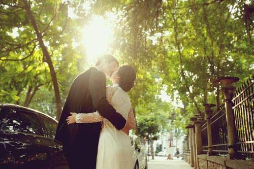 Ảnh cưới giữa phố phường của cặp đôi yêu nhau 10 năm 42