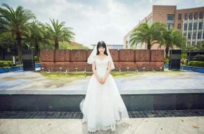 Trào lưu dùng váy cưới chụp ảnh kỷ yếu của nữ sinh Trung Quốc 10