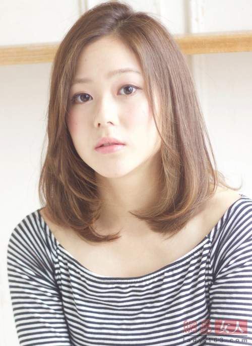 12 kiểu tóc Nhật, Hàn giúp nàng công sở thêm xinh 10