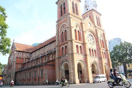Nhà thờ Đức Bà trùng tu sau 140 năm 2
