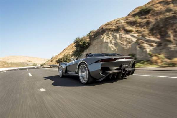 Rezvani Beast - siêu xe thể thao lấy cảm hứng từ Lamborghini 2
