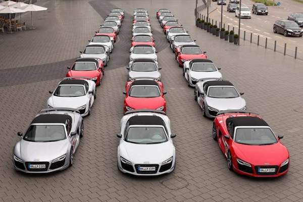 30 siêu xe Audi R8 Spyder tề tựu ở Đức 2