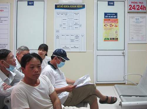 Mỗi ngày 2-3 ca nghi ngờ MERS đến khám tại Bệnh viện Nhiệt đới 2