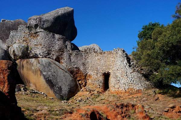 Bí ẩn kinh ngạc của vương quốc đá Đại Zimbabwe 12