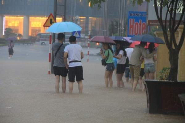 Quảng Ninh chìm trong trận lụt lịch sử 6