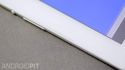 Sony Xperia Z4 Tablet: Máy tính bảng gần như hoàn hảo 10