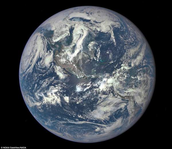 Hình ảnh đẹp ngoạn mục của ​Trái ​Đất chụp từ vệ tinh MSG-4 3