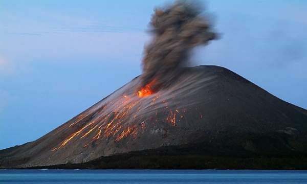 12 ngọn núi lửa khiến thế giới phải dè chừng 9