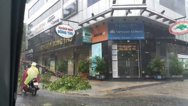 Hình ảnh Đà Nẵng "liêu xiêu" trước cơn bão số 3 3