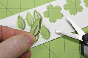 Cách làm hoa giấy siêu đẹp mà cực kì đơn giản 6