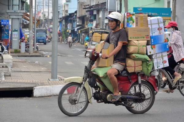 “Siêu xe nhiều không” tung hoành khắp đường phố Sài Gòn 7
