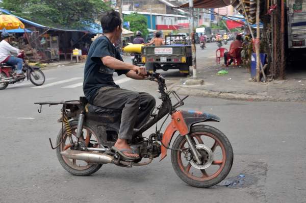 “Siêu xe nhiều không” tung hoành khắp đường phố Sài Gòn 12