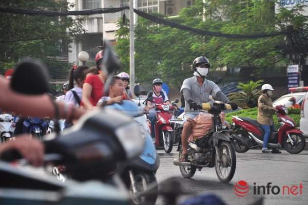 Xe mù vẫn tung hoành khắp đường phố Sài Gòn 15