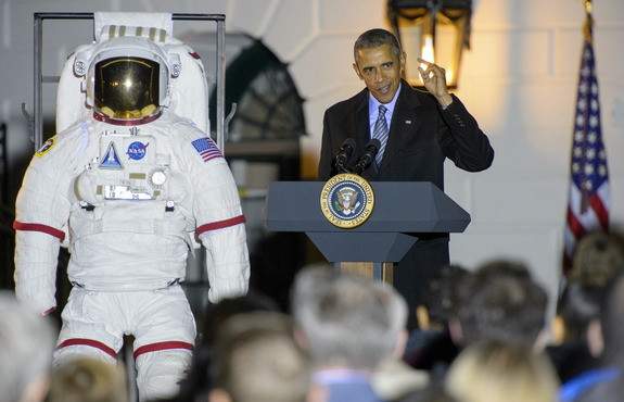 Tổng thống Obama gọi điện lên Trạm Vũ trụ Quốc tế 2