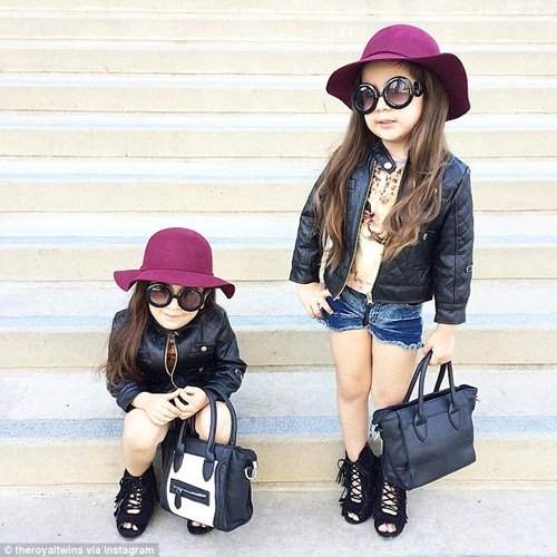 Cặp chị em song sinh 4 tuổi sành điệu nhất Instagram 5