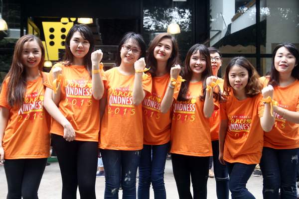 Giới trẻ Hà Nội nhảy flashmob kêu gọi “Sống tử tế” 8