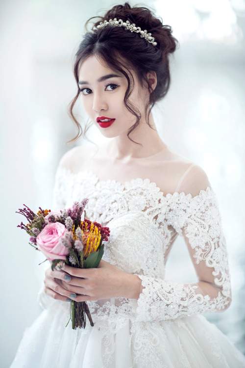 Ninh Dương Lan Ngọc làm cô dâu "độc thân" xinh đẹp 24
